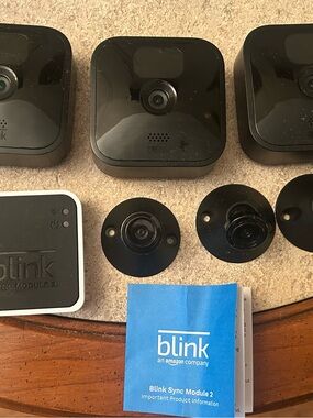 Blink Camera Sync Module 2 and Cameras - Black